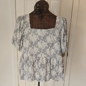 Chic Floral Women's Blouse in Gray and White